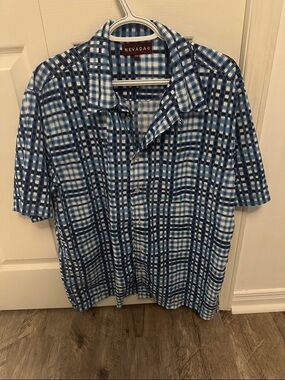 Nevada9 Blue Plaid Short-Sleeve Button-Up Shirt